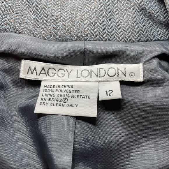 NWT‎ Maggy London Belted Snap Button Blazer/Jacket Fray Collar Gray Size: 12 - Picture 2 of 9